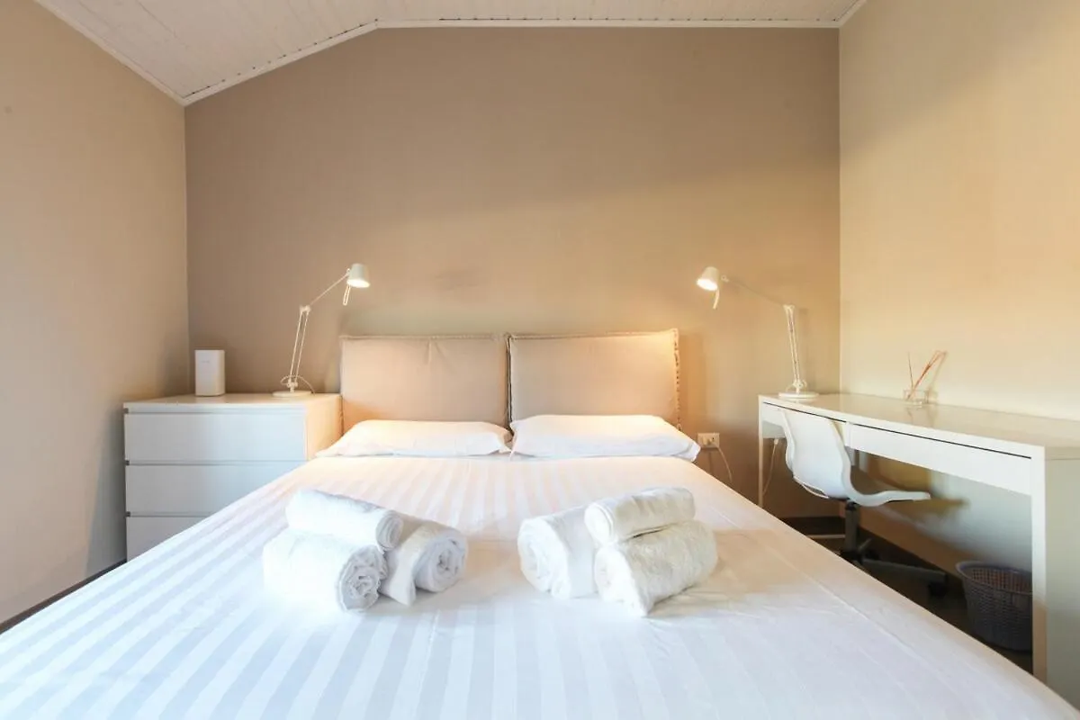 Charming Apartment In The Heart Of Navigli Milan