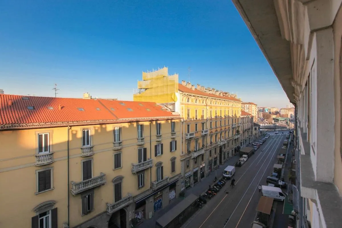 Charming Apartment In The Heart Of Navigli Milano
